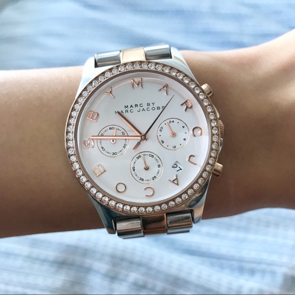 Marc Jacobs Rose Gold + Silver Watch ⌚️ - Picture 2 of 6